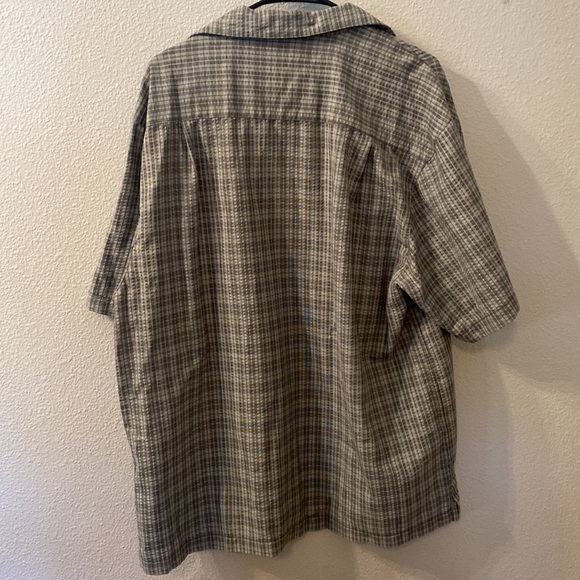 Reservoir World Wide button down shirt size large - Picture 4 of 4